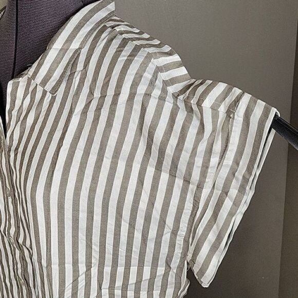 NWOT Denim & Co. Naturals Striped Button-Front Top - Picture 6 of 13